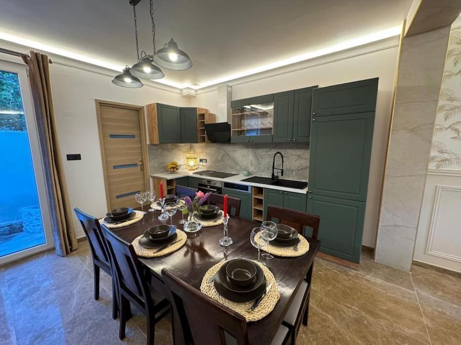 La Maison Rayofam, A 30 Min De Paris, A 5 Min Du Stade De France サン＝ドニ エクステリア 写真